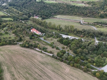 Prodej pozemku 23750 m², Beroun