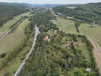 Prodej pozemku 23750 m², Beroun