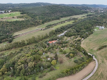 Prodej pozemku 23750 m², Beroun