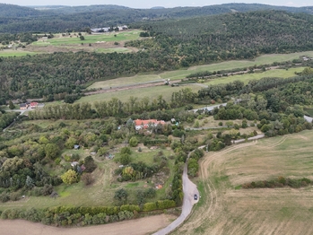 Prodej pozemku 23750 m², Beroun