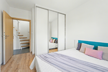 Ložnice - Prodej bytu 3+kk v osobním vlastnictví 75 m², Kouřim