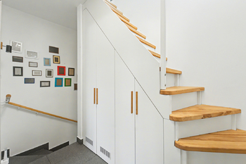 Vestavná skříň - Prodej bytu 3+kk v osobním vlastnictví 75 m², Kouřim