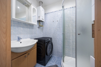 Prodej bytu 3+1 v osobním vlastnictví 70 m², Praha 4 - Podolí