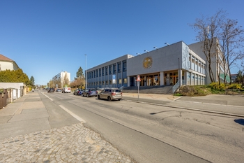 Prodej bytu 3+1 v osobním vlastnictví 70 m², Praha 4 - Podolí