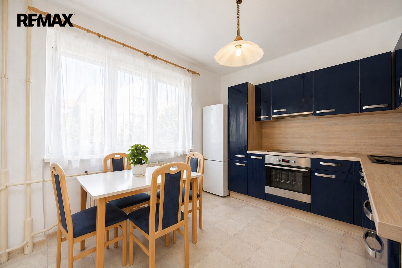 Prodej bytu 3+1 v osobním vlastnictví, 70 m2, Praha 4 - Podolí