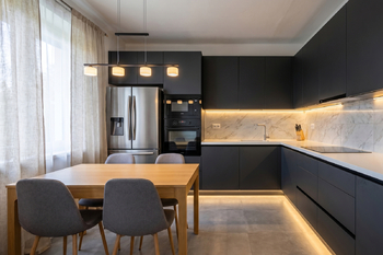 Prodej bytu 3+1 v osobním vlastnictví 70 m², Praha 4 - Podolí