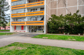 Prodej bytu 2+kk v osobním vlastnictví 55 m², Hradec Králové