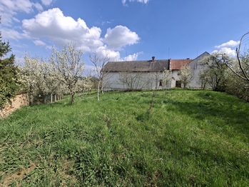 Prodej pozemku 842 m², Lubná