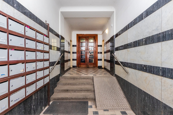 Prodej bytu 2+1 v osobním vlastnictví 52 m², Praha 3 - Žižkov