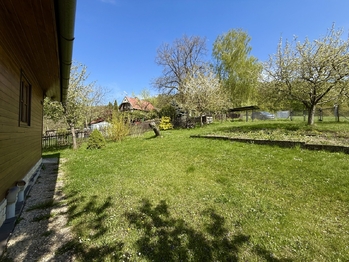 Prodej pozemku 708 m², Zlín