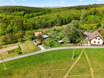 Prodej pozemku 708 m², Zlín