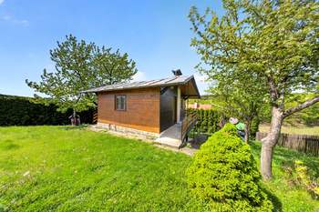 Prodej pozemku 708 m², Zlín