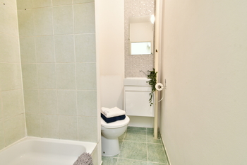 Prodej bytu 2+kk v osobním vlastnictví 47 m², Hradec Králové