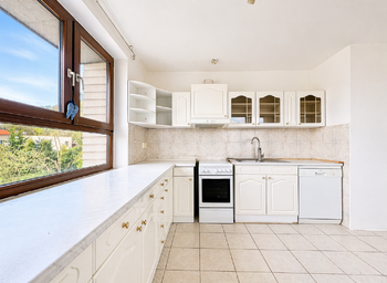 kuchyně - Prodej domu 290 m², Ústí nad Labem