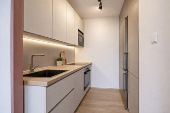 Vizualizace - kuchyňský kout - Prodej bytu 2+kk v osobním vlastnictví 47 m², Praha 7 - Holešovice