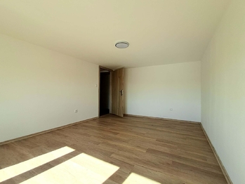 Pronájem bytu 4+kk v osobním vlastnictví 82 m², Praha 4 - Modřany