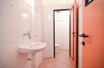 Prodej obchodních prostor 318 m², Břeclav