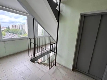 Výtah - Pronájem bytu 1+kk v osobním vlastnictví 20 m², Praha 4 - Záběhlice