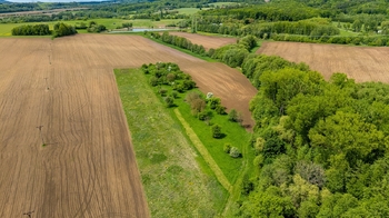 Prodej pozemku 448 m², Železnice