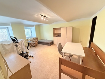 Prodej obchodních prostor 1080 m², Jablůnka