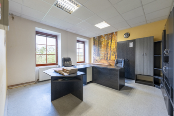 Prodej obchodních prostor 1080 m², Jablůnka