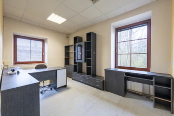 Prodej obchodních prostor 1080 m², Jablůnka