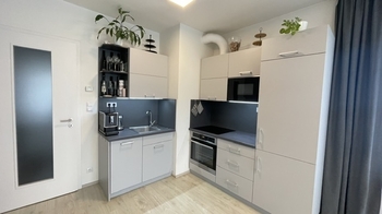 Pronájem bytu 2+kk v osobním vlastnictví 54 m², Praha 10 - Horní Měcholupy