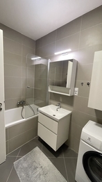 Pronájem bytu 2+kk v osobním vlastnictví 54 m², Praha 10 - Horní Měcholupy