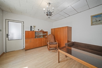 1.patro - Prodej domu 197 m², Praha 9 - Hostavice