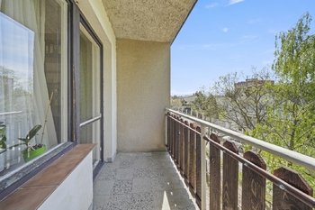 2.patro - Prodej domu 197 m², Praha 9 - Hostavice