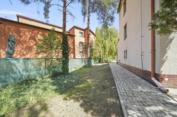 Prodej domu 197 m², Praha 9 - Hostavice