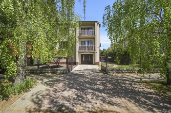 Prodej domu 197 m², Praha 9 - Hostavice