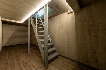 Sklep - Prodej bytu 4+kk v osobním vlastnictví 115 m², Praha 9 - Vysočany