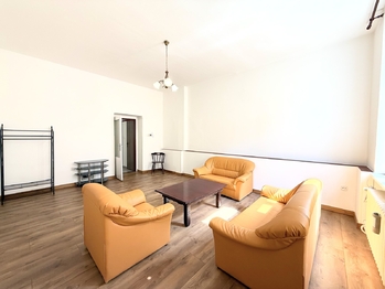 Pronájem bytu 2+1 v osobním vlastnictví 75 m², Karlovy Vary