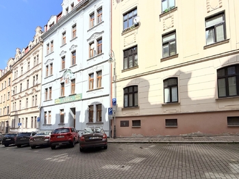 Pronájem bytu 2+1 v osobním vlastnictví 75 m², Karlovy Vary