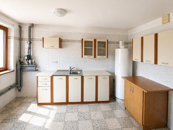 Prodej domu 309 m², Heršpice