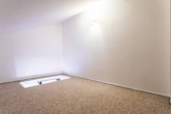 Úložný prostor / šatna - Pronájem bytu 2+kk v osobním vlastnictví 67 m², Praha 2 - Vinohrady