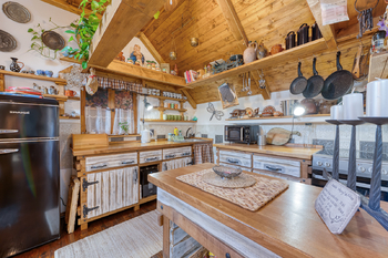 Prodej domu 200 m², Všechlapy