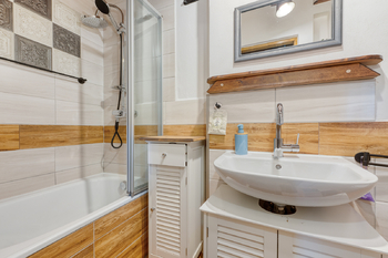 Prodej domu 200 m², Všechlapy