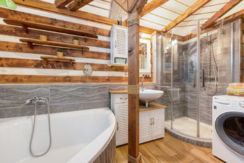 Prodej domu 200 m², Všechlapy