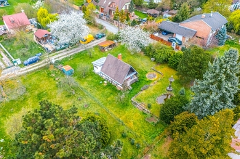 Prodej pozemku 931 m², Ohrobec