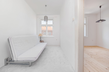 Pronájem bytu 2+1 v osobním vlastnictví 60 m², Praha 9 - Vysočany