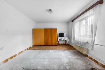 Prodej domu 195 m², Hudlice