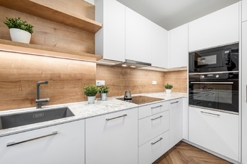 Kuchyňský kout - Prodej domu 143 m², Srubec