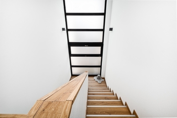 Schodiště - Prodej domu 143 m², Srubec