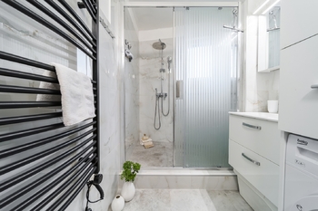 Prodej světlého a prostorného bytu 3+1, ulice Kozlovská, Přerov – skvělá lokalita - Prodej bytu 3+1 v osobním vlastnictví 86 m², Přerov