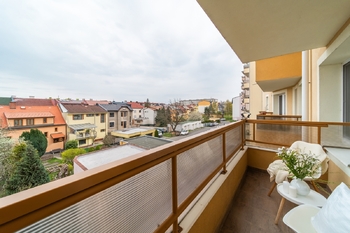 Prodej světlého a prostorného bytu 3+1, ulice Kozlovská, Přerov – skvělá lokalita - Prodej bytu 3+1 v osobním vlastnictví 86 m², Přerov