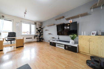 Prodej světlého a prostorného bytu 3+1, ulice Kozlovská, Přerov – skvělá lokalita - Prodej bytu 3+1 v osobním vlastnictví 86 m², Přerov