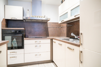 Prodej bytu 2+kk v osobním vlastnictví 50 m², Hradec Králové