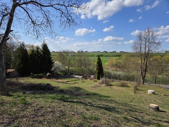 Prodej pozemku 1670 m², Hřebeč